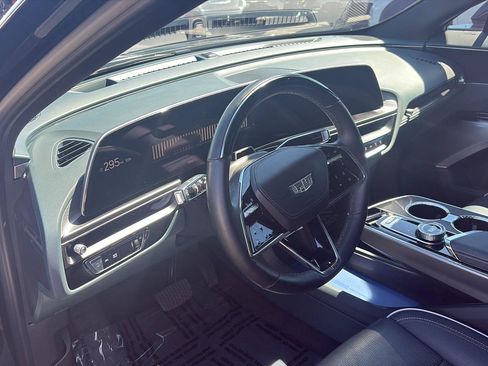 Used 2024 Cadillac Lyriq Luxury w/ Nappa Leather Package RWD image 20