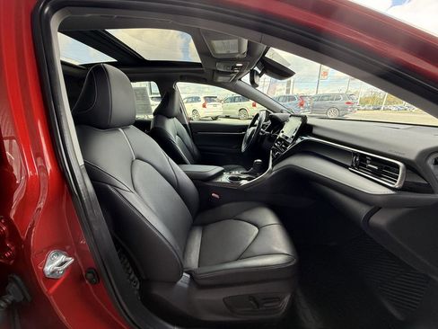 Used 2022 Toyota Camry XSE image 29