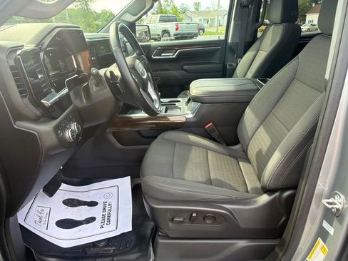 Used 2023 GMC Sierra 1500 Elevation w/ X31 Off-Road Package AWD/4WD image 11