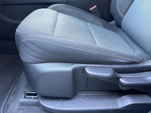 Used 2020 Chevrolet Traverse LS image 14