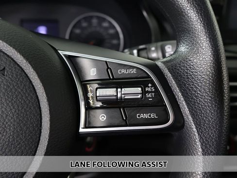 Used 2022 Kia Seltos LX image 3