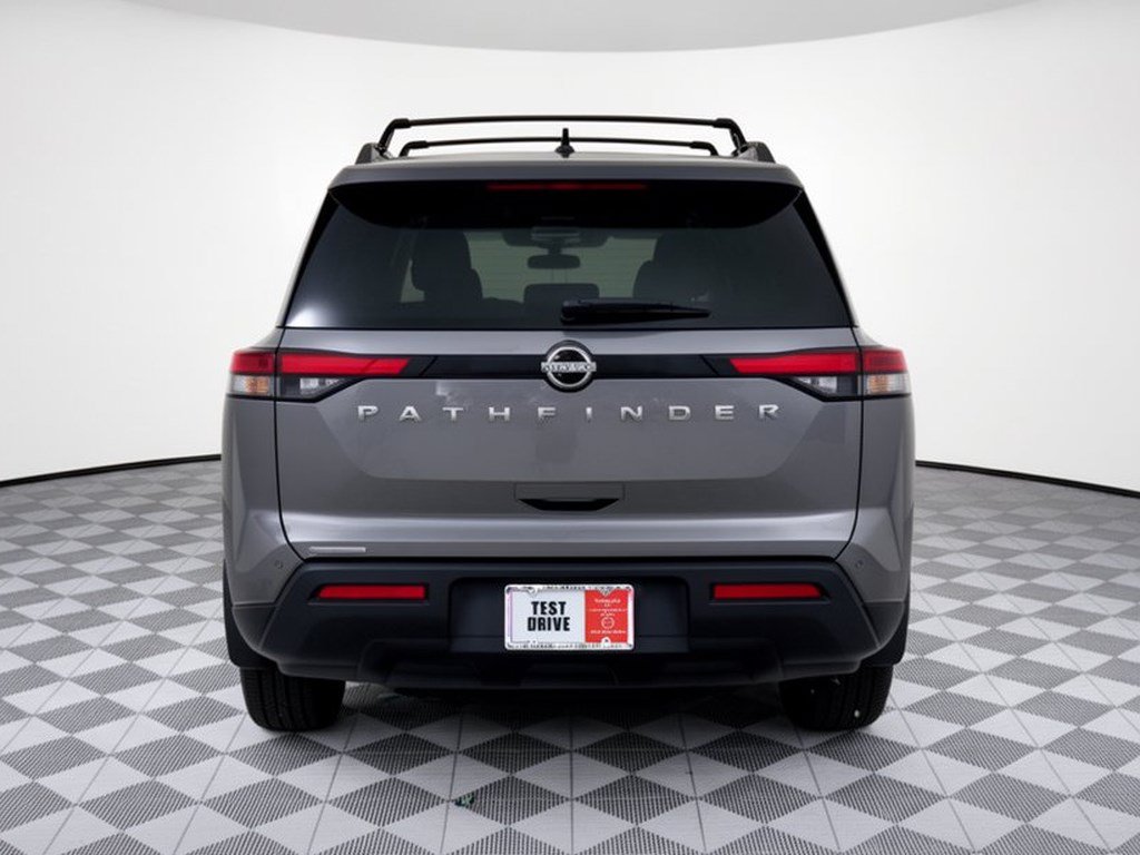 Certified 2025 Nissan Pathfinder SV FWD image 15