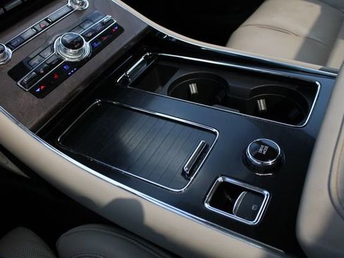 Certified 2023 Lincoln Aviator Reserve w/ Equipment Group 201A image 19