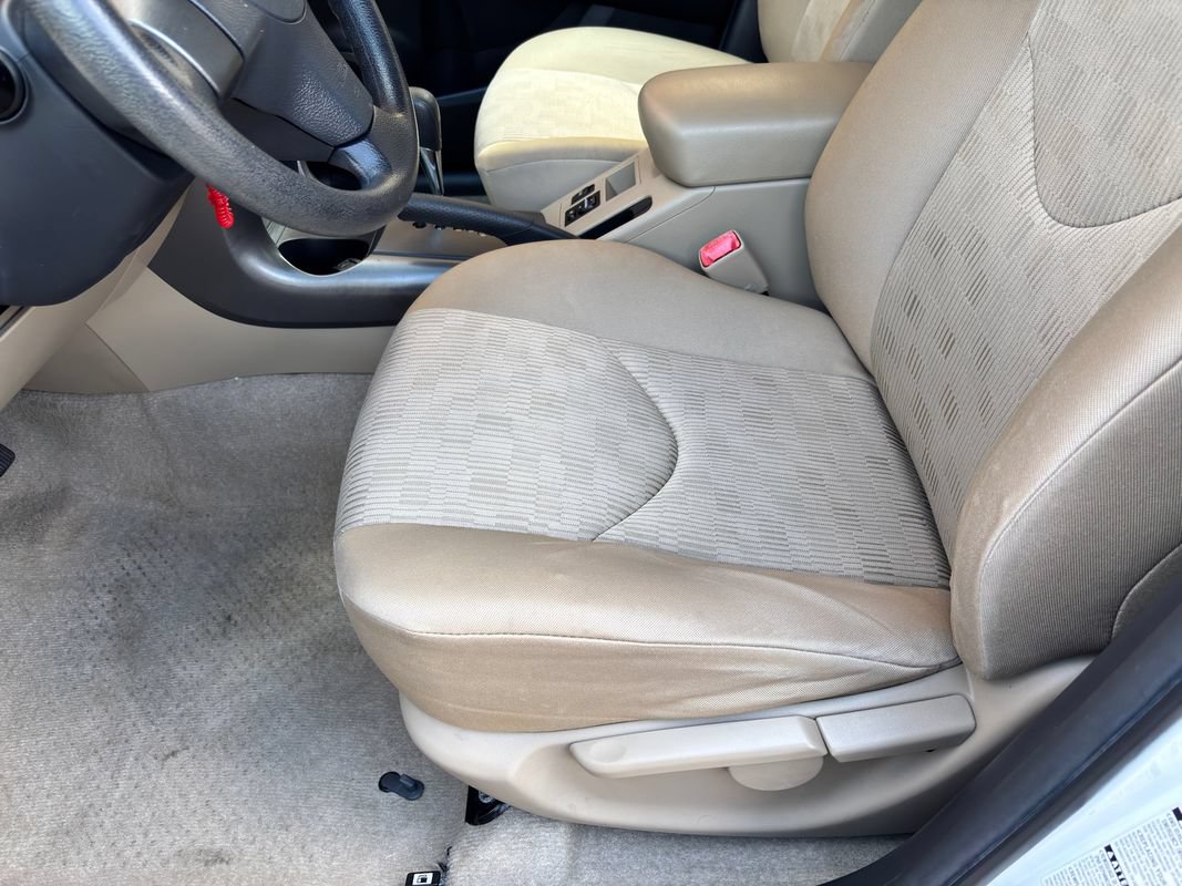 Used 2010 Toyota RAV4 4WD V6 image 37