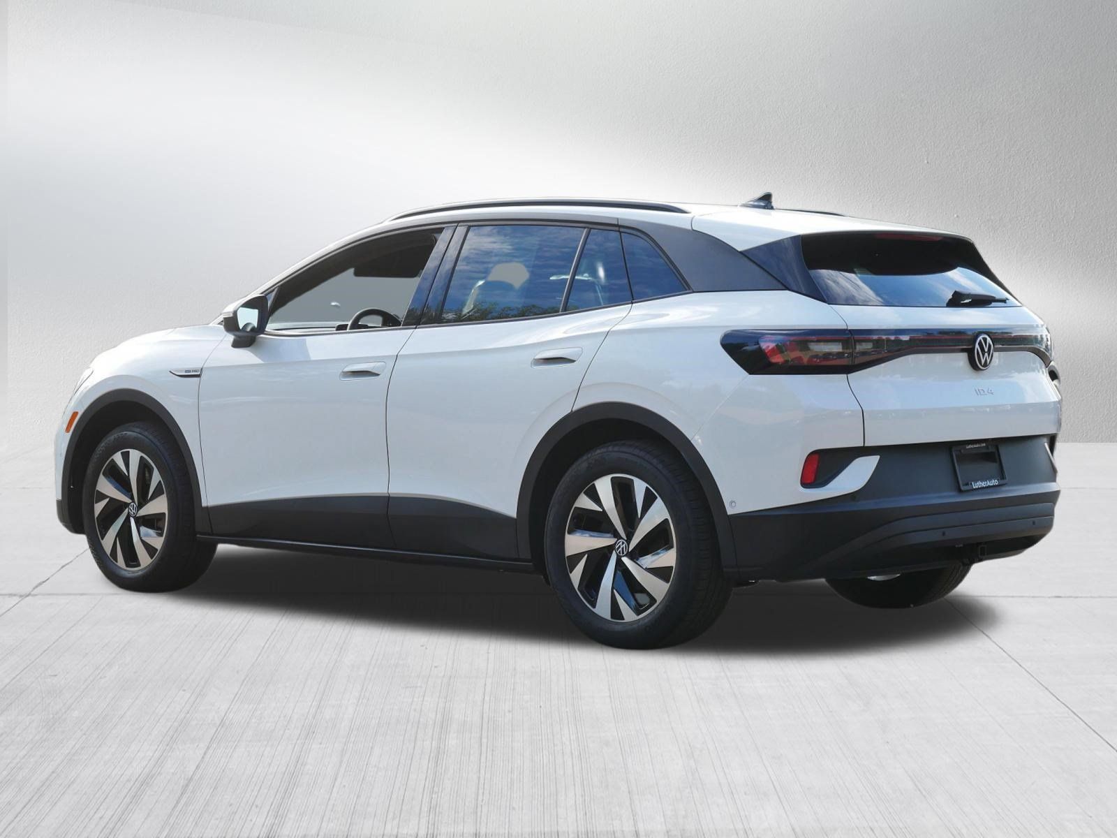 Used 2023 Volkswagen ID.4 Pro AWD/4WD image 5