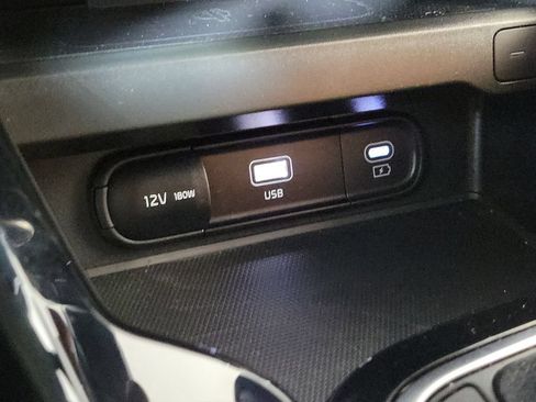 Used 2024 Kia Soul EX w/ Option Group 015 FWD image 23