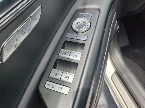 Used 2025 Genesis GV80 2.5T Standard AWD/4WD image 21