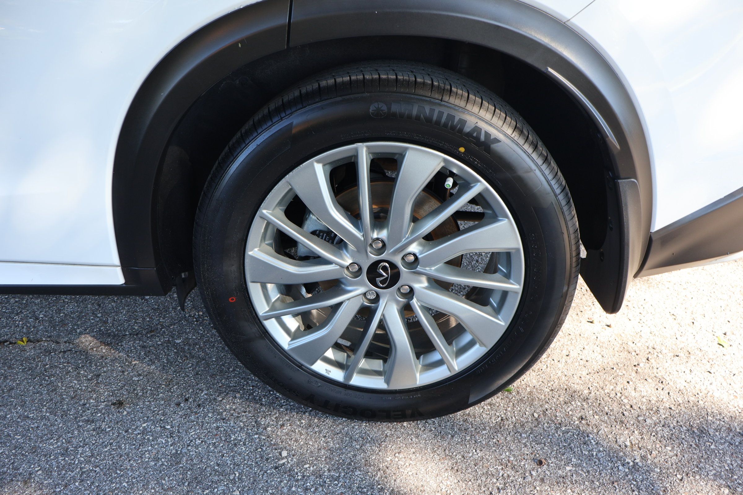Certified 2023 INFINITI QX50 Luxe FWD image 13