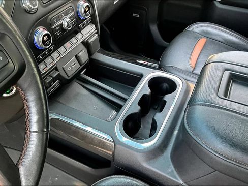 Used 2020 GMC Sierra 1500 AT4 w/ AT4 Premium Package AWD/4WD image 16