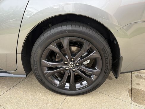 Used 2026 Toyota Sienna XSE FWD image 21