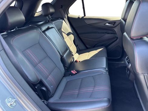 Certified 2023 Chevrolet Equinox RS FWD image 18