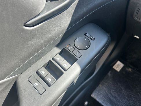 New 2026 Hyundai Kona SE AWD/4WD image 11