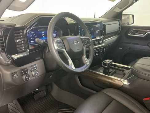 Used 2024 Chevrolet Silverado 1500 LT Trail Boss w/ Convenience Package II image 20