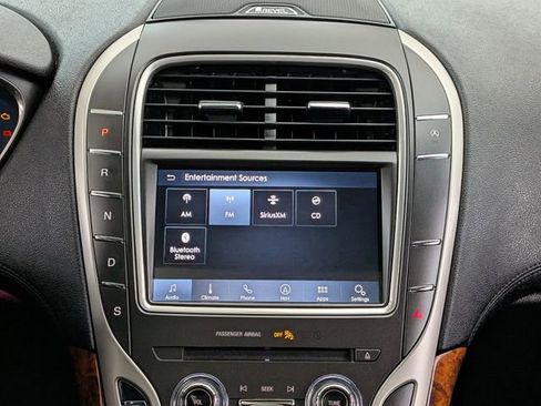 Used 2020 Lincoln Nautilus Reserve w/ Class II Trailer Tow Package AWD/4WD image 30