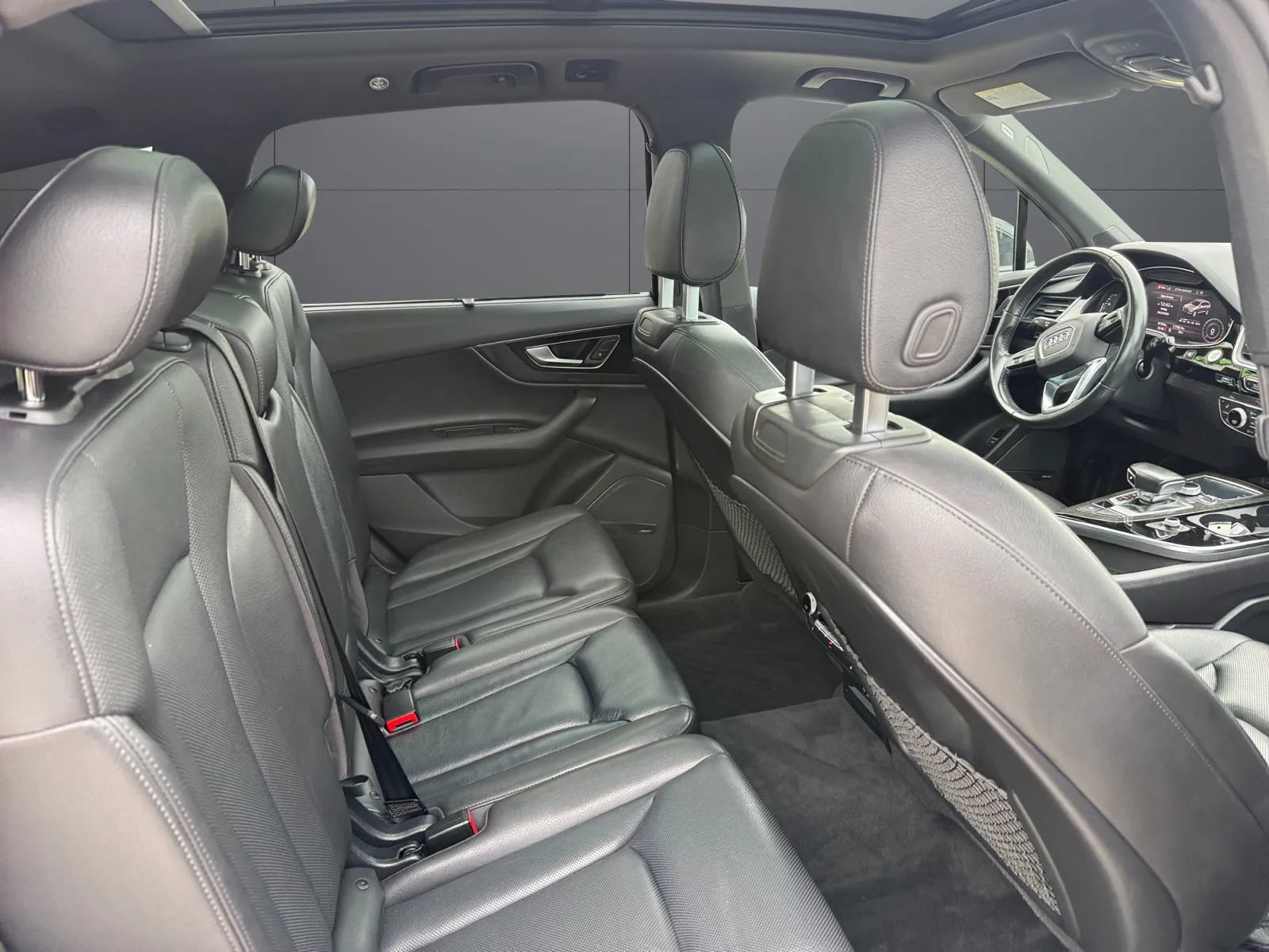 Used 2018 Audi Q7 3.0T Prestige w/ Prestige Package AWD/4WD image 21