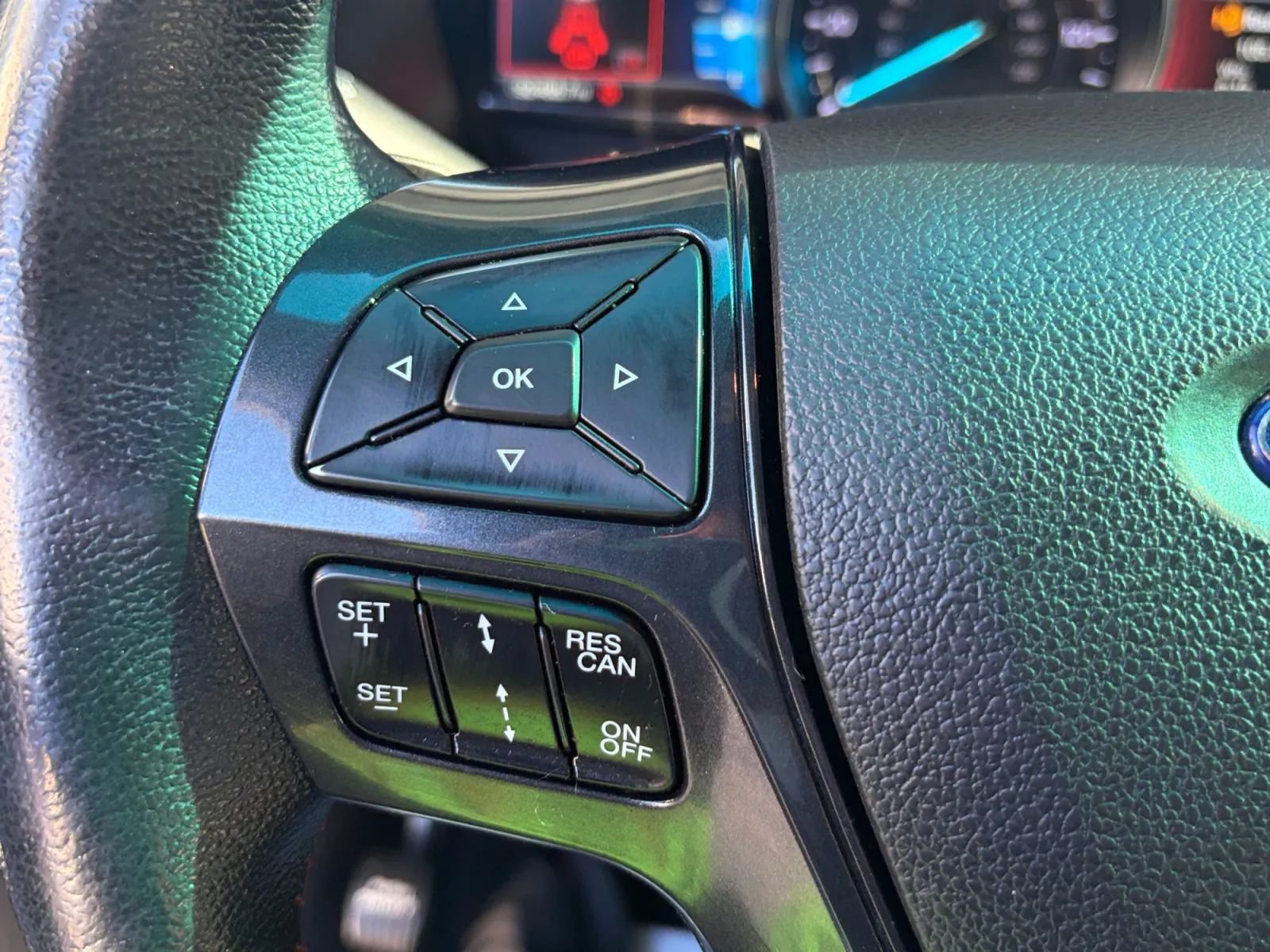 Used 2018 Ford Explorer Sport w/ Equipment Group 401A AWD/4WD image 32