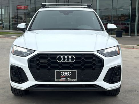 Certified 2025 Audi Q5 2.0T Premium image 2