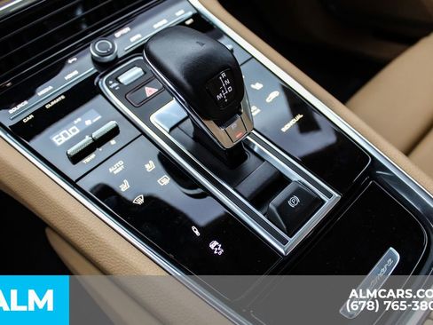 Used 2023 Porsche Panamera 4 Platinum Edition AWD/4WD image 35