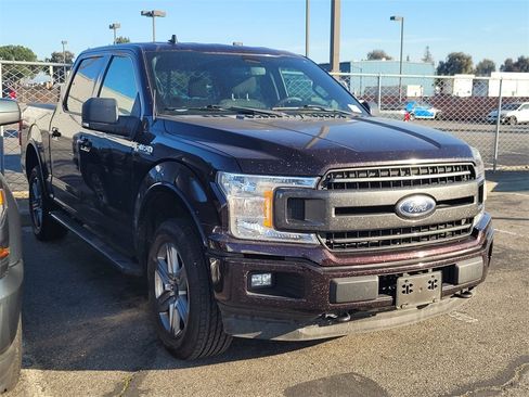 Used 2018 Ford F150 XLT w/ Equipment Group 302A Luxury image 3