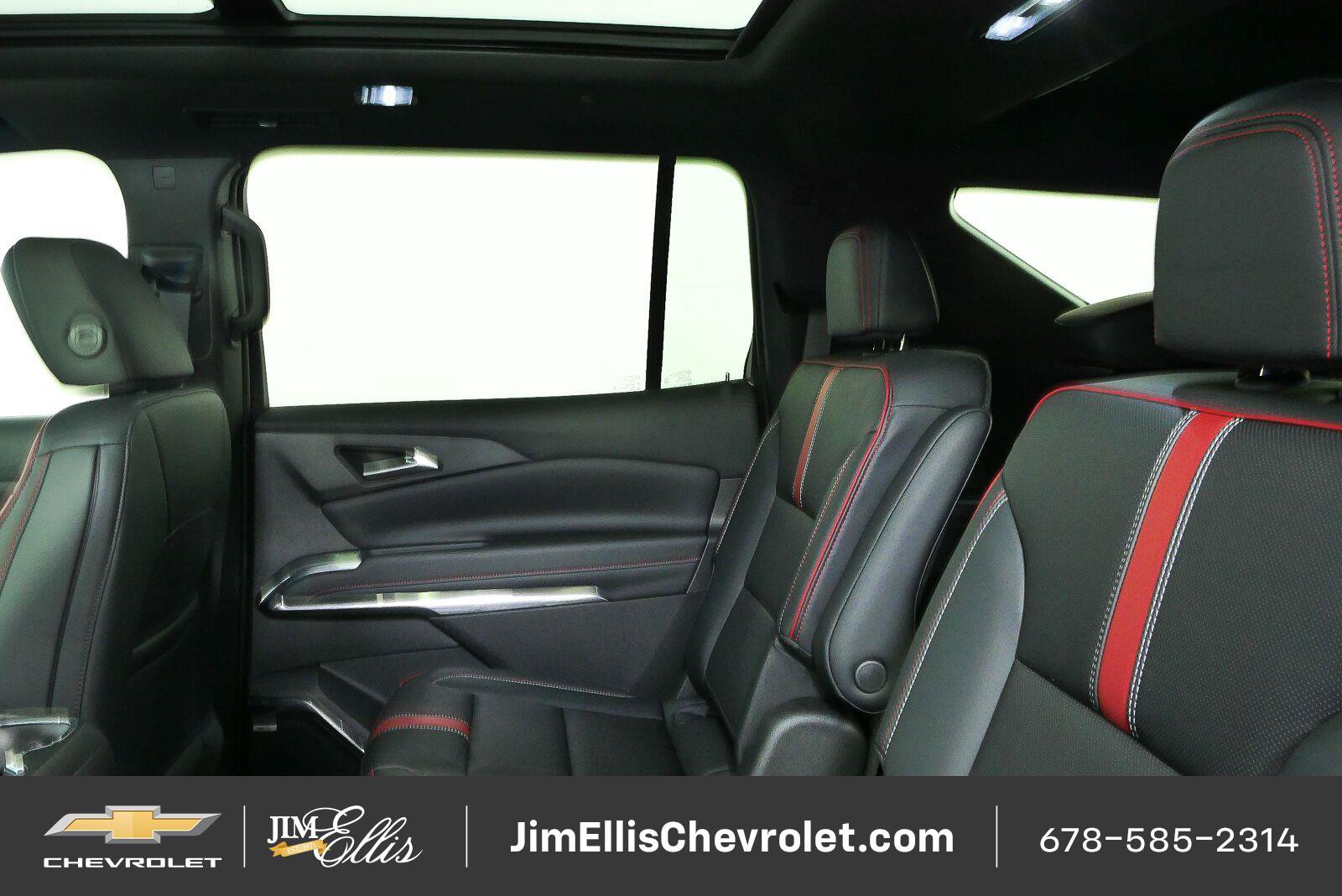 New 2027 Chevrolet Traverse RS w/ LPO, Floor Liner Package AWD/4WD image 20