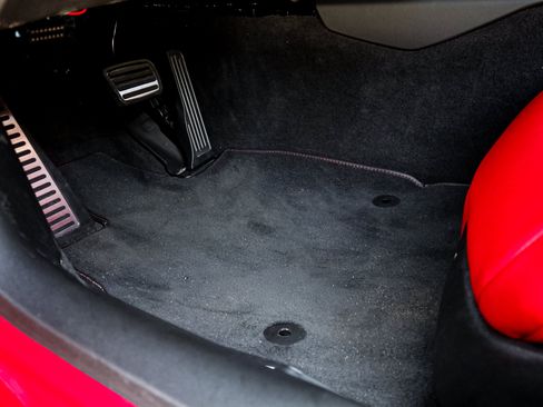 Used 2025 Chevrolet Corvette Z06 RWD image 16