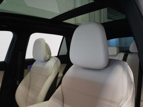 New 2026 Mercedes-Benz GLC 300 4MATIC image 15