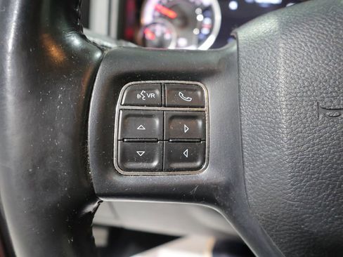 Used 2019 RAM 1500 Big Horn AWD/4WD image 38