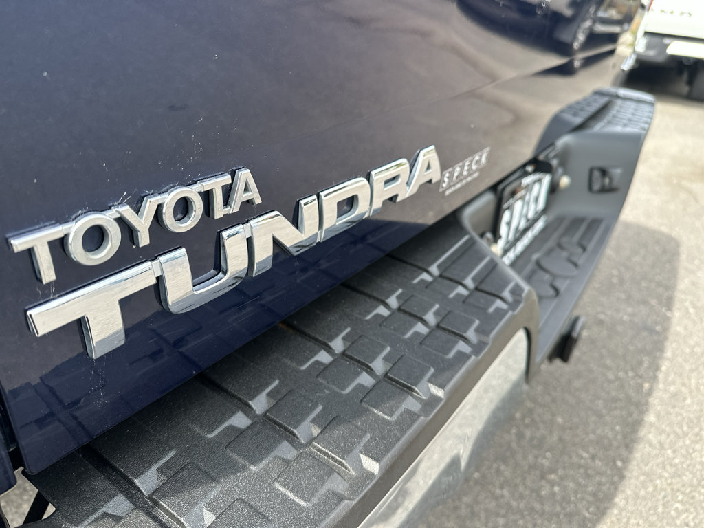 Used 2011 Toyota Tundra 4x4 Double Cab w/ Tow Pkg image 11