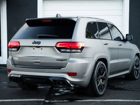 Used 2020 Jeep Grand Cherokee Trackhawk w/ Trailer Tow Group IV AWD/4WD image 4