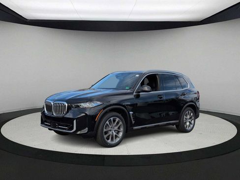 Used 2026 BMW X5 xDrive40i w/ Premium Package AWD/4WD image 4