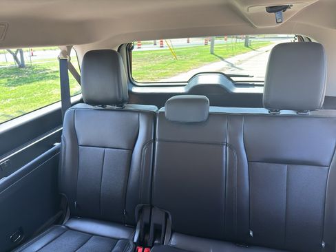 Used 2023 Ford Expedition Max XLT AWD/4WD image 7