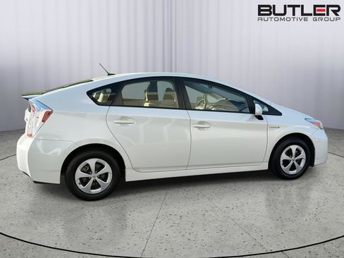 Used 2015 Toyota Prius Three FWD image 7