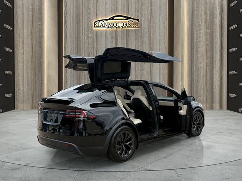 Used 2023 Tesla Model X AWD/4WD image 24