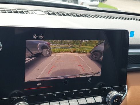 New 2026 GMC Canyon AT4 AWD/4WD image 22