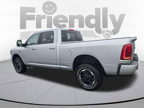 Used 2026 RAM 2500 Laramie AWD/4WD image 7