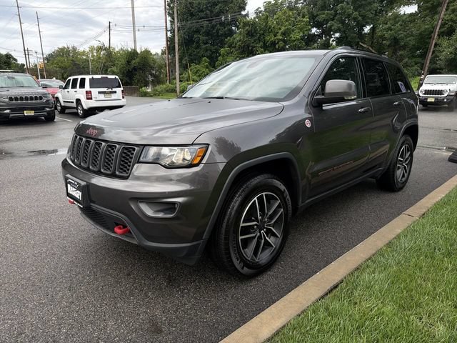 Used 2020 Jeep Grand Cherokee Trailhawk w/ Trailhawk Luxury Group AWD/4WD image 4