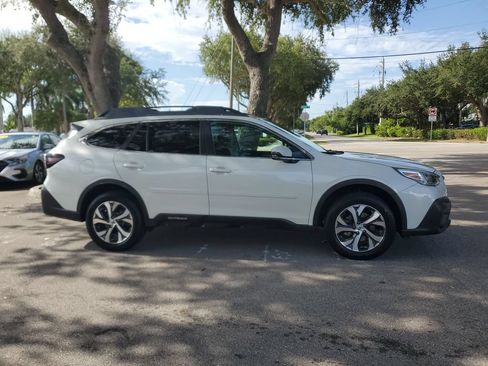Used 2021 Subaru Outback Limited AWD/4WD image 5