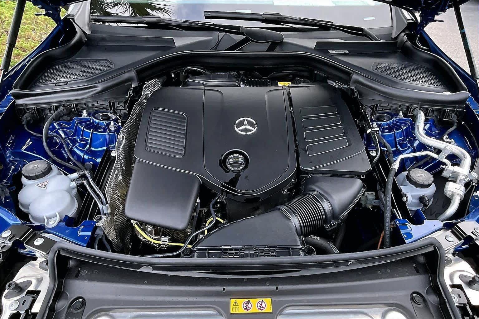 Certified 2025 Mercedes-Benz GLC 300 4MATIC image 31