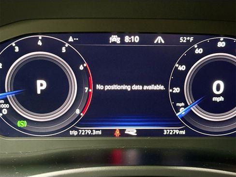 Used 2022 Volkswagen Atlas Cross Sport SEL R-Line image 12