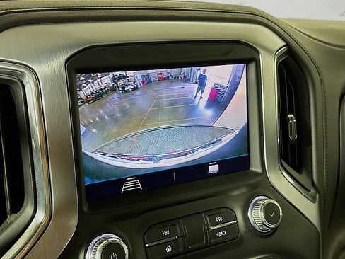 Used 2022 GMC Sierra 1500 Elevation image 15