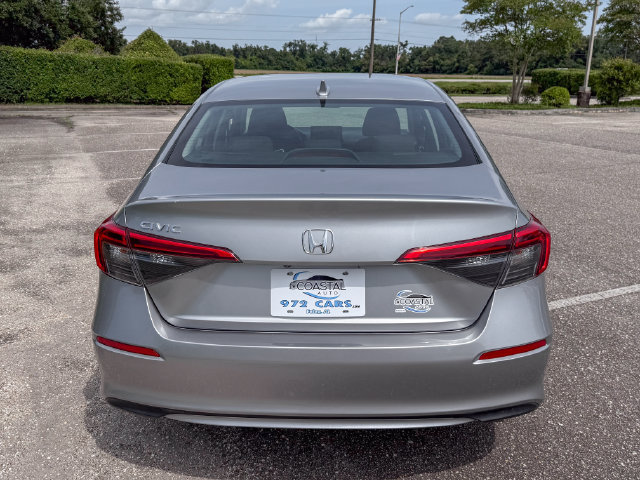 Used 2022 Honda Civic EX image 5