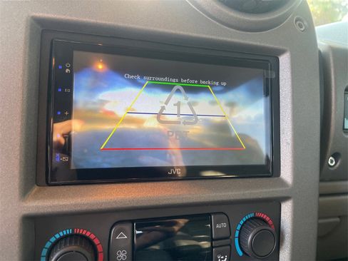 Used 2003 HUMMER H2 Sport Utility w/ Preferred Equipment Group image 48