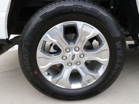 Used 2026 Ford F150 Platinum w/ Equipment Group 702A High AWD/4WD image 7