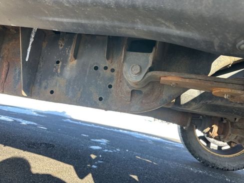 Used 2017 Nissan Titan SV image 44