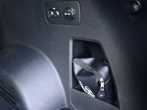 Used 2022 Hyundai Santa Fe Limited image 14