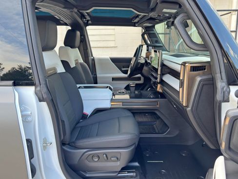 Used 2023 GMC Hummer EV Edition 1 AWD/4WD image 17