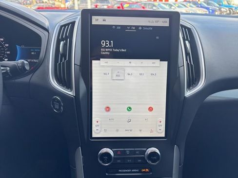 Used 2024 Ford Edge SEL w/ Convenience Package image 18