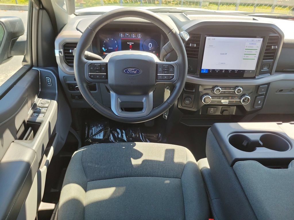 Used 2025 Ford F150 XLT w/ Equipment Group 301A Standard RWD image 11