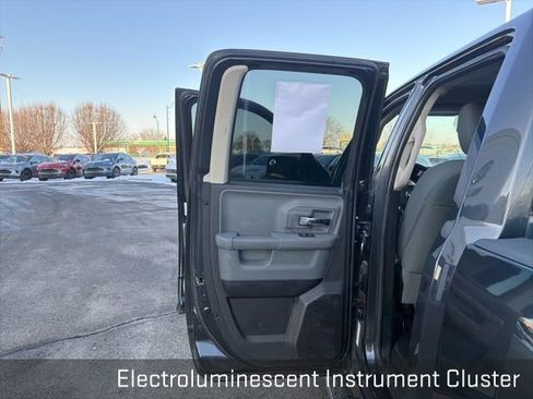 Used 2014 RAM 1500 Big Horn image 29