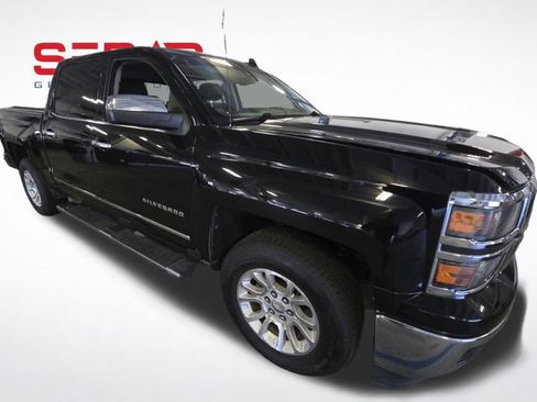 Used 2015 Chevrolet Silverado 1500 LTZ Z71 w/ LTZ Plus Package image 3